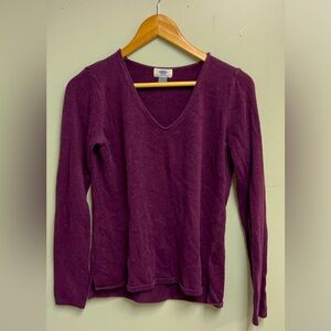 Old Navy Sweater
